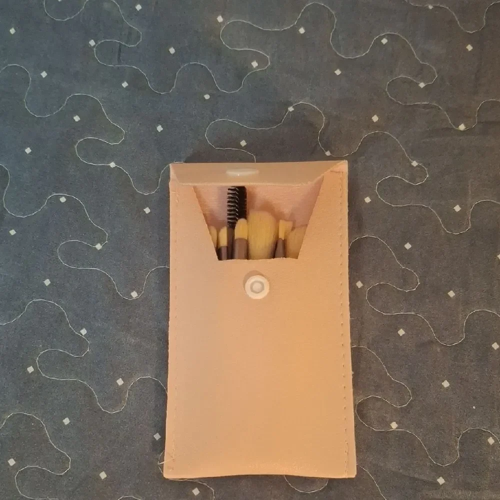 Pink Travel brush and Accessory Pouch - new